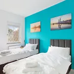 Premium Quartier - One - 3 Bedrooms, Gemuetlicher Wohnbereich, 2 Wcs
