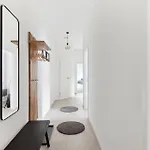Premium Quartier - One - 3 Bedrooms, Gemuetlicher Wohnbereich, 2 Wcs *