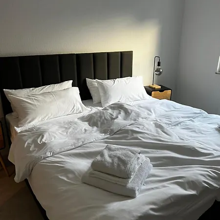 Premium Quartier - One - 3 Schlafzimmer, Gemuetlicher Wohnbereich, 2 Wcs Apartament Markranstädt