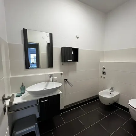 Premium Quartier - One - 3 Bedrooms, Gemuetlicher Wohnbereich, 2 Wcs Lejlighed Markranstädt