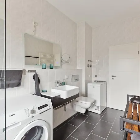 Premium Quartier - One - 3 Bedrooms, Gemuetlicher Wohnbereich, 2 Wcs * Markranstädt
